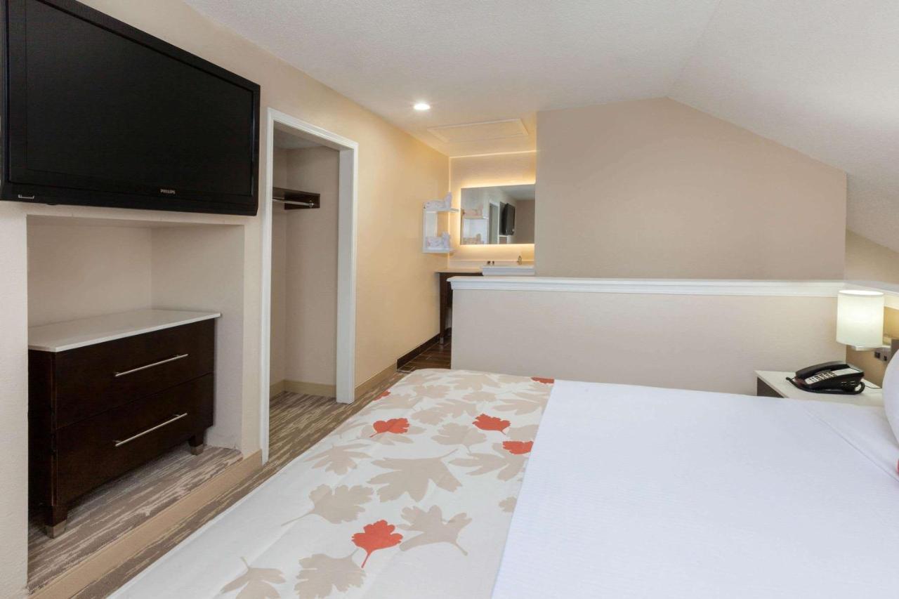 Hawthorn Suites By Wyndham Detroit Southfield Esterno foto