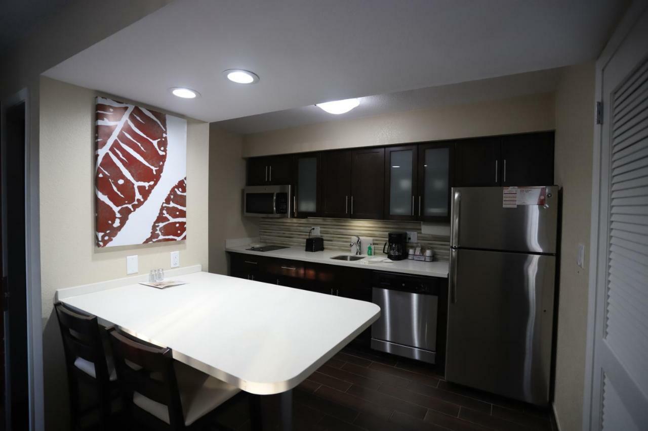 Hawthorn Suites By Wyndham Detroit Southfield Esterno foto